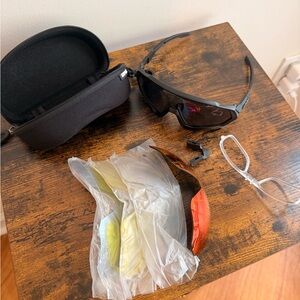 Black Cycling Glasses w/ Polarized Lenses